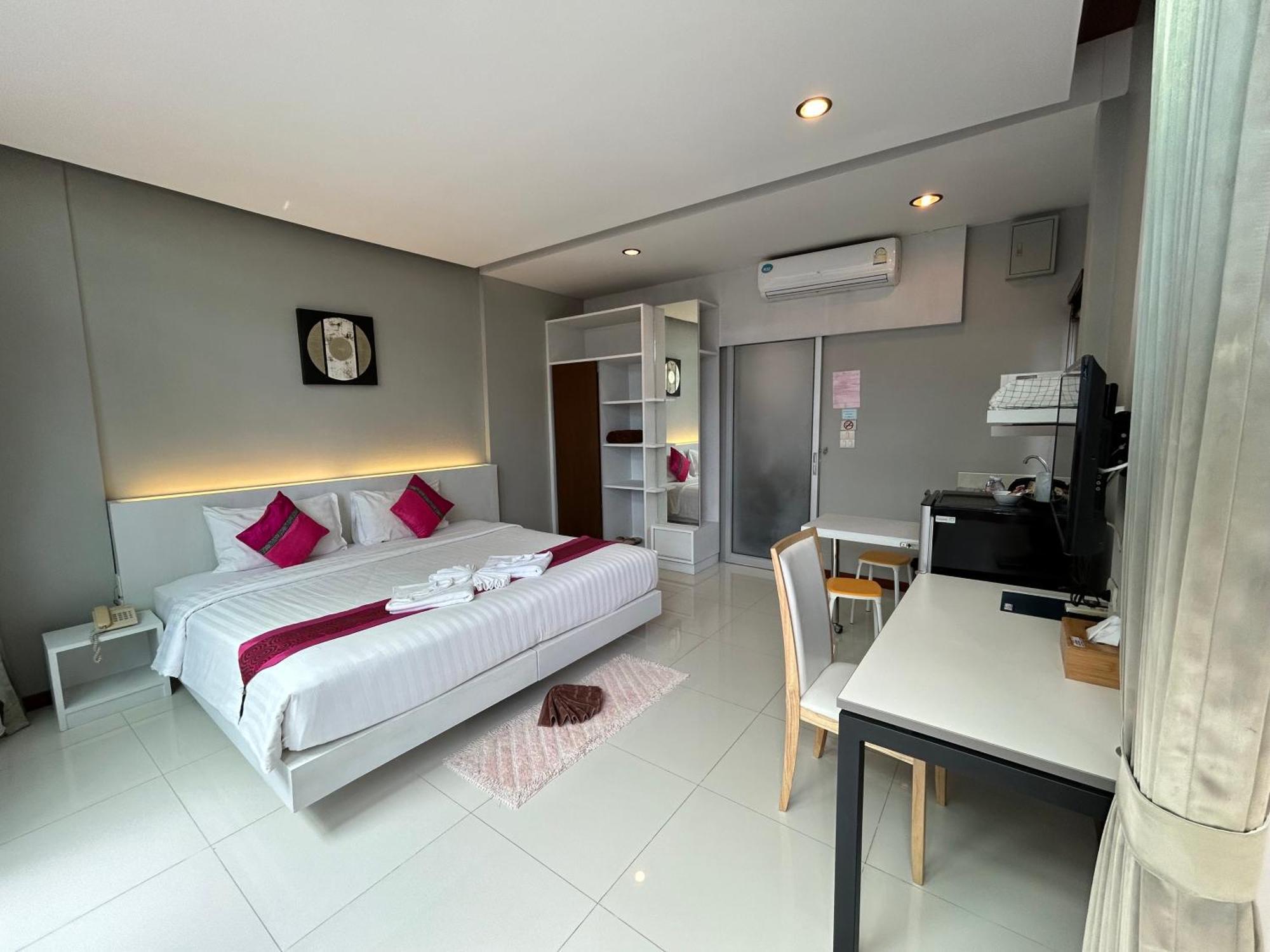 Phu Nana Boutique Hotel - Sha Plus Rawai Exteriör bild