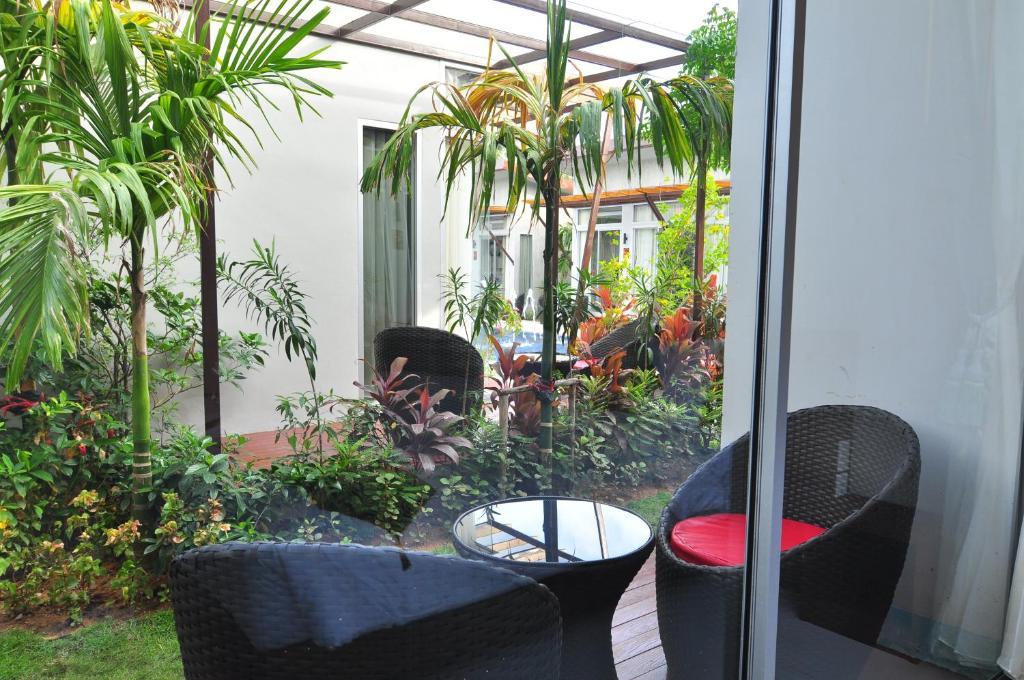 Phu Nana Boutique Hotel - Sha Plus Rawai Rum bild