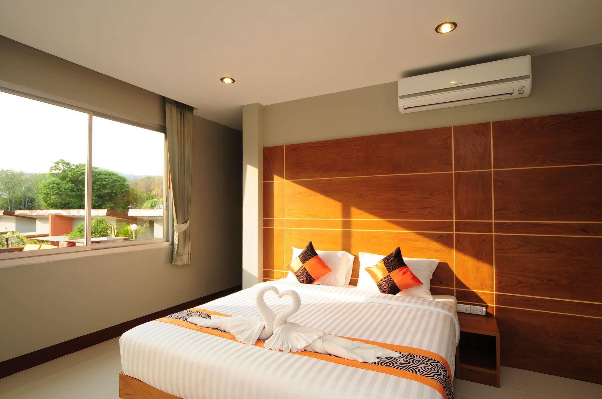 Phu Nana Boutique Hotel - Sha Plus Rawai Exteriör bild